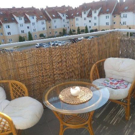 Jasne Czyste I Zadbane Mieszkanie Blisko Lotniska Гданьск Экстерьер фото